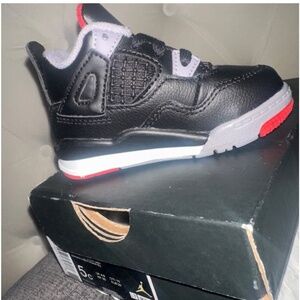 TD) Jordan retro 4s (BRAND NEW, NOT USED) RARE SHOE 🔥